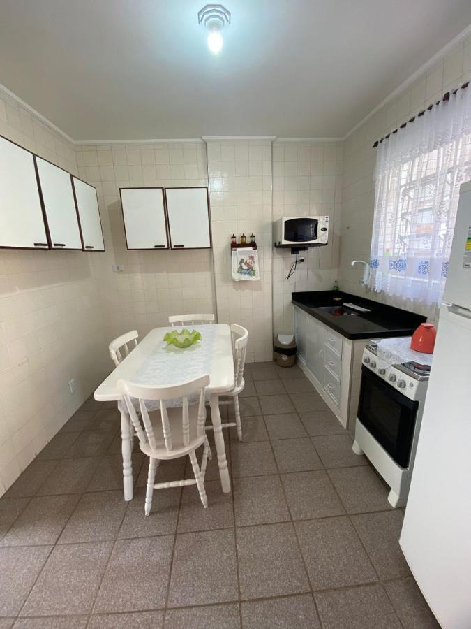 Apartamento Com Estacionamento, Wi-Fi, Ar Condicionado A 300 Metros Da Praia Da Enseada No Guaruja. Ngoại thất bức ảnh