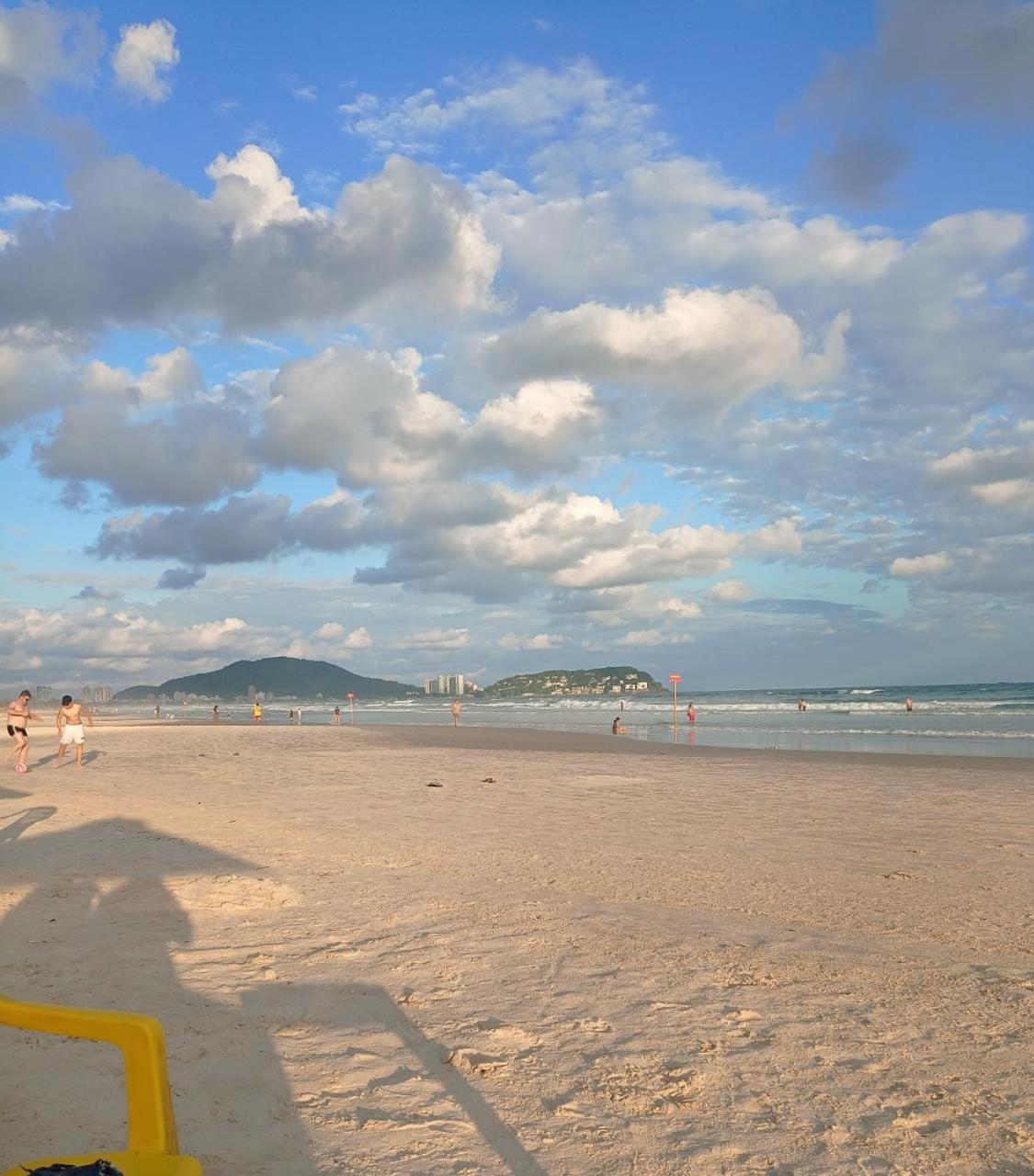 Apartamento Com Estacionamento, Wi-Fi, Ar Condicionado A 300 Metros Da Praia Da Enseada No Guaruja. Ngoại thất bức ảnh